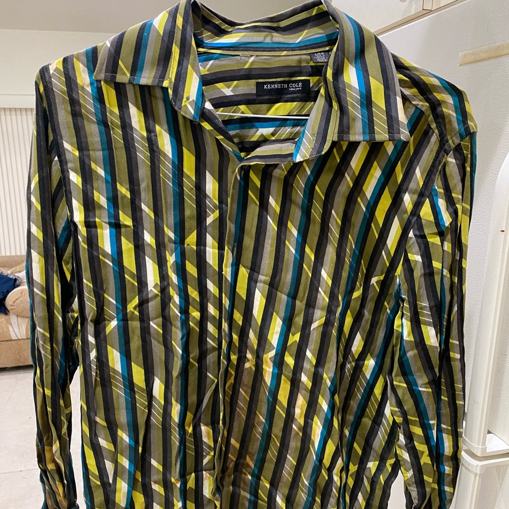 Kenneth Cole shirt button down long sleeved